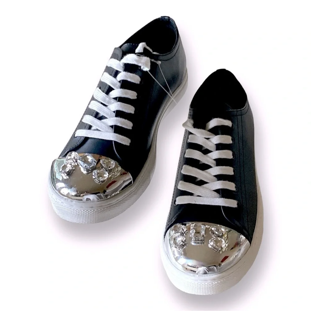 CAPE ROBBIN Faux Leather Jeweled Low Cut Sneakers Silver Cap Toe Size 11 …NWOT